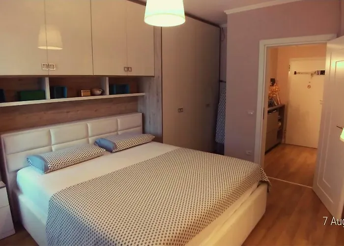 West Beach Apartment